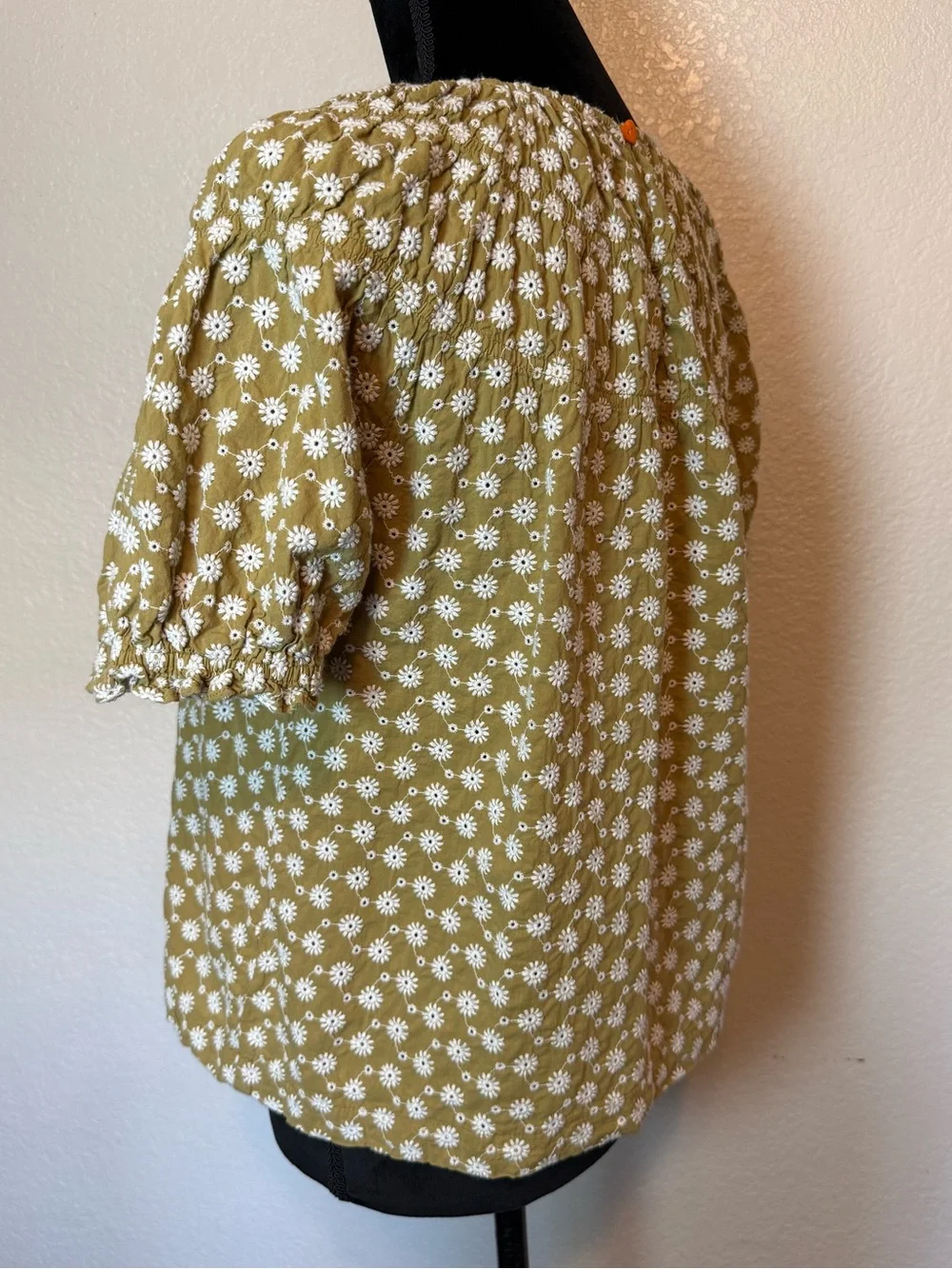 Madewell Daisy Embroidered Puff Sleeve Peasant Top Olive Green Size Medium